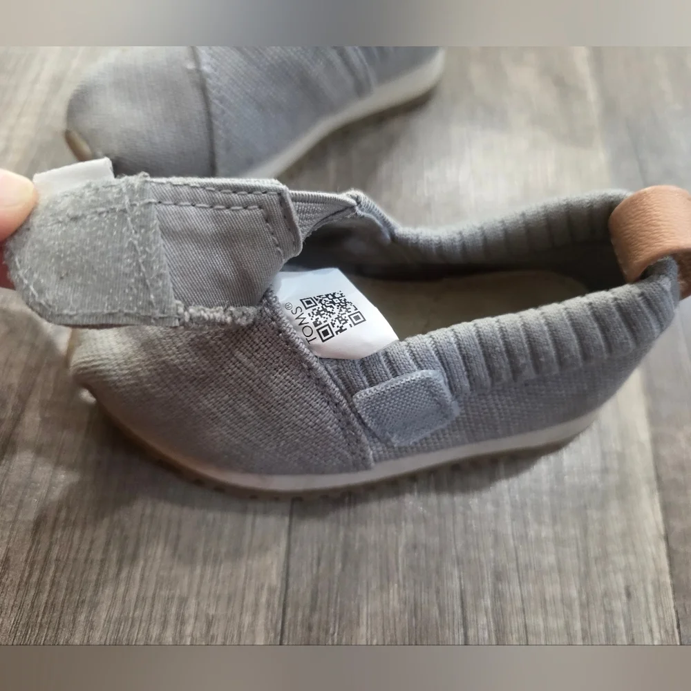 Baby TOMS GREY comfort Shoes Toddler 5 Kids Boys Girls Canvas Crocs